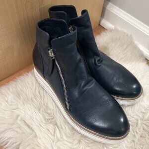 Women's Silent D Nene Bootie Navy Blue Size 8